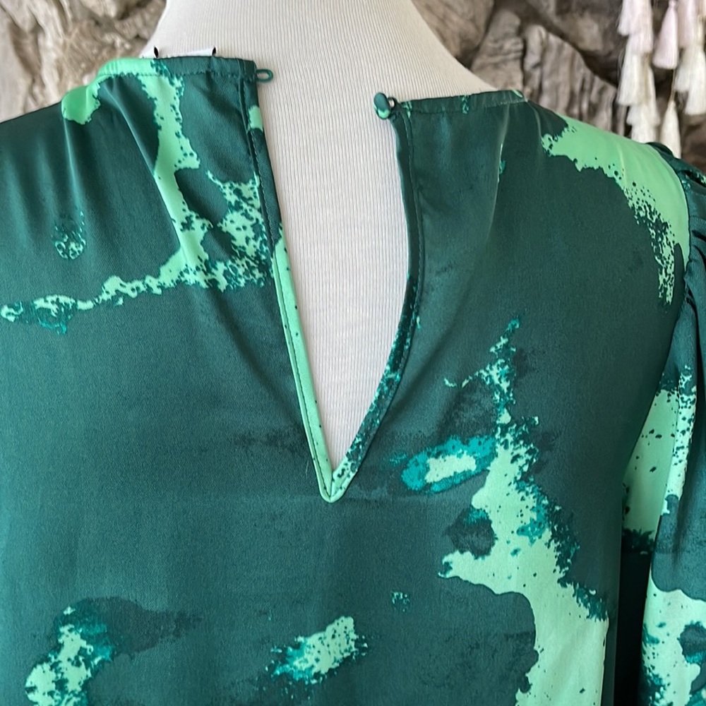 Spring Green Dress - Picture 4 of 5